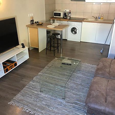 דירות לה רושל Studio Duplex Avec Jardin Terrasse La Genette Le Mail מראה חיצוני תמונה
